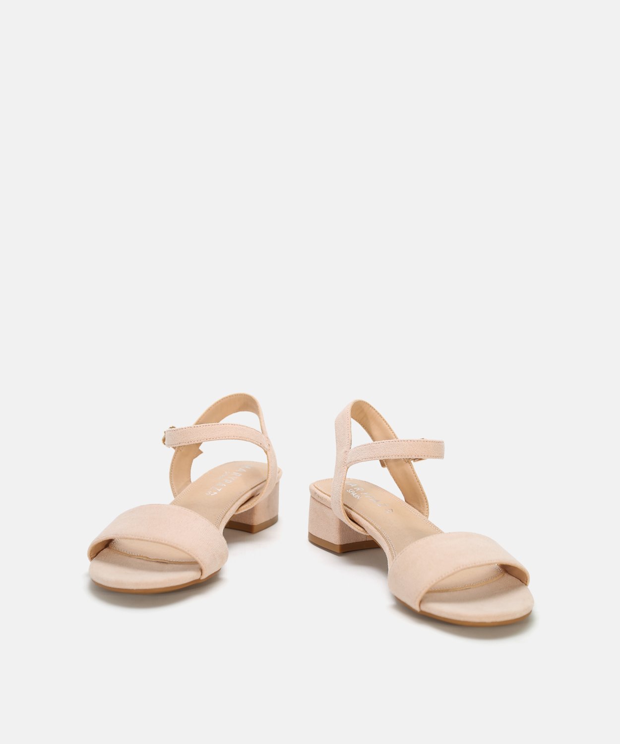 Sandalia tac&oacute;n bajo